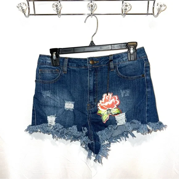 Montana Jeans Medium Wash Distressed Frayed Raw Hem Mid Rise Denim Shorts - Picture 2 of 8